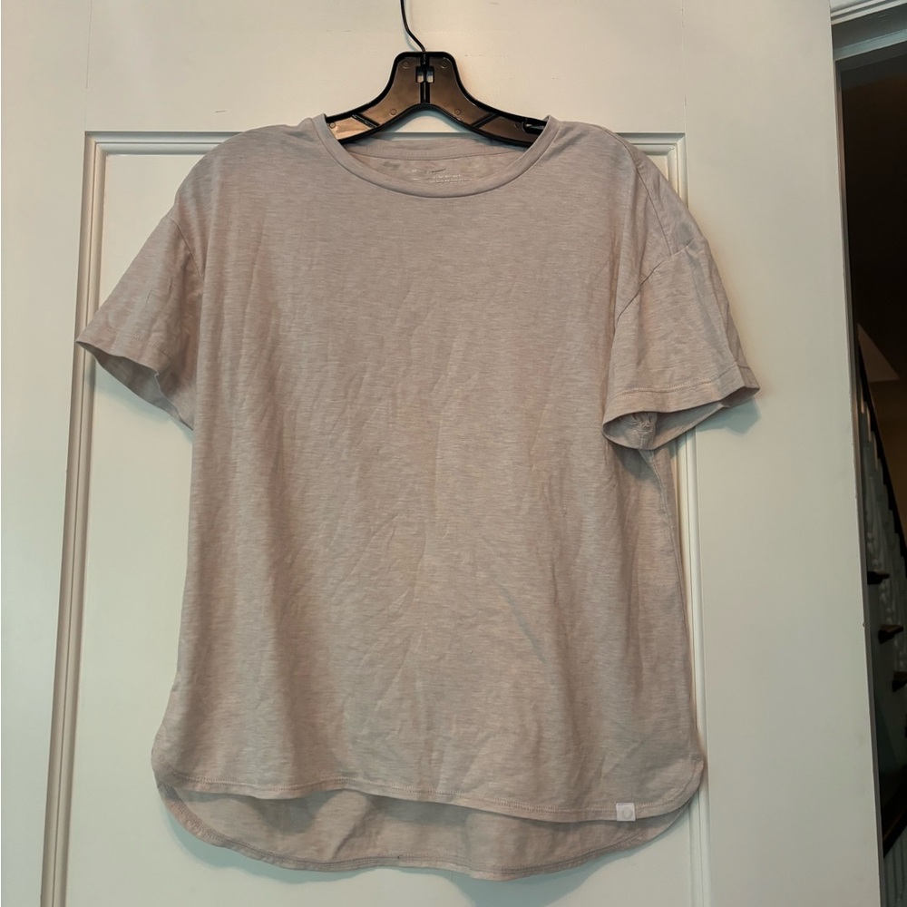 Ministry of Supply athletic women’s tee